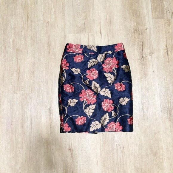 Ann Taylor Women’s Floral Jacquard Petite Pencil Skirt - Size 2P - Picture 1 of 14